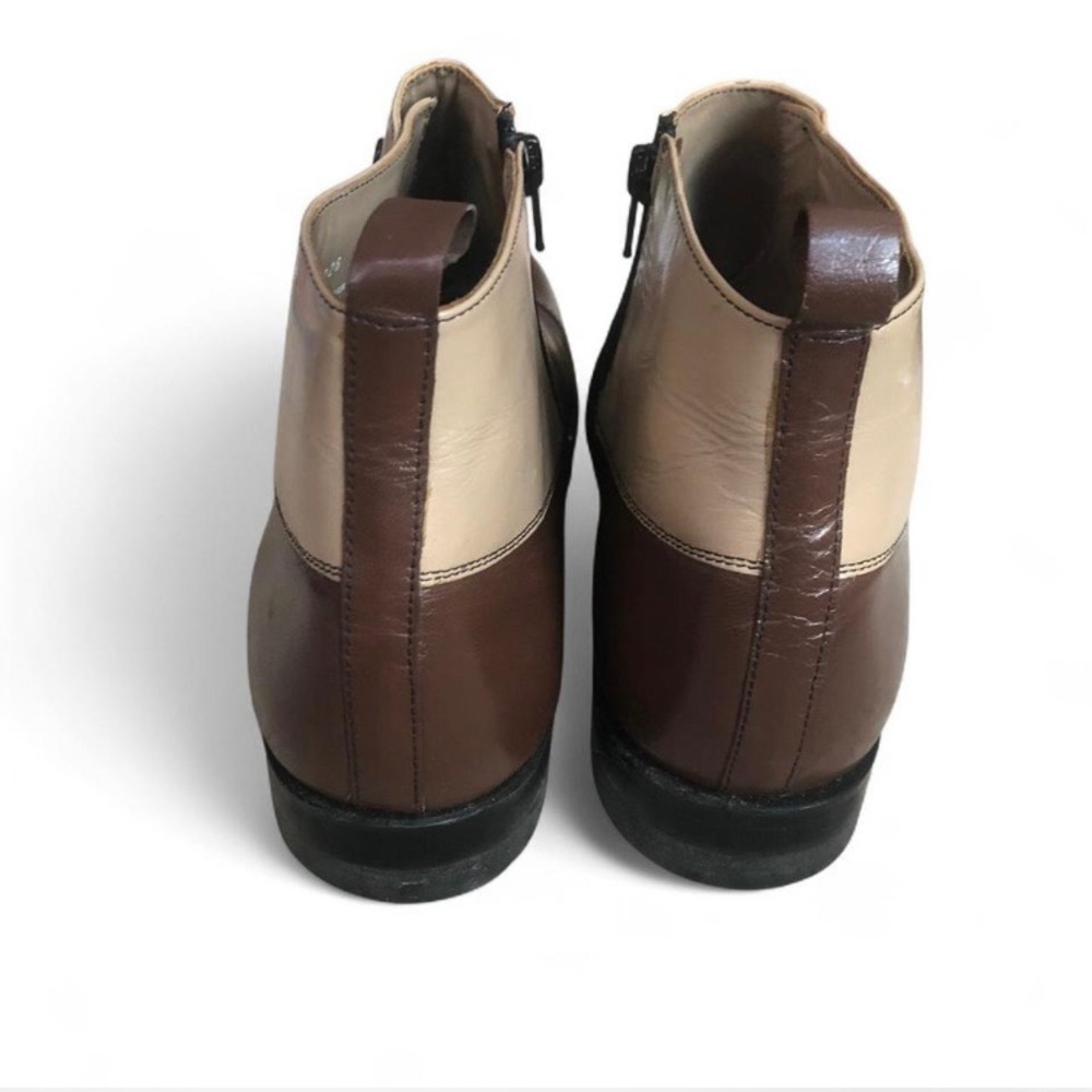 Stacy Adams Brown and Cream Leather Chelsea Boots - Picture 5 of 13